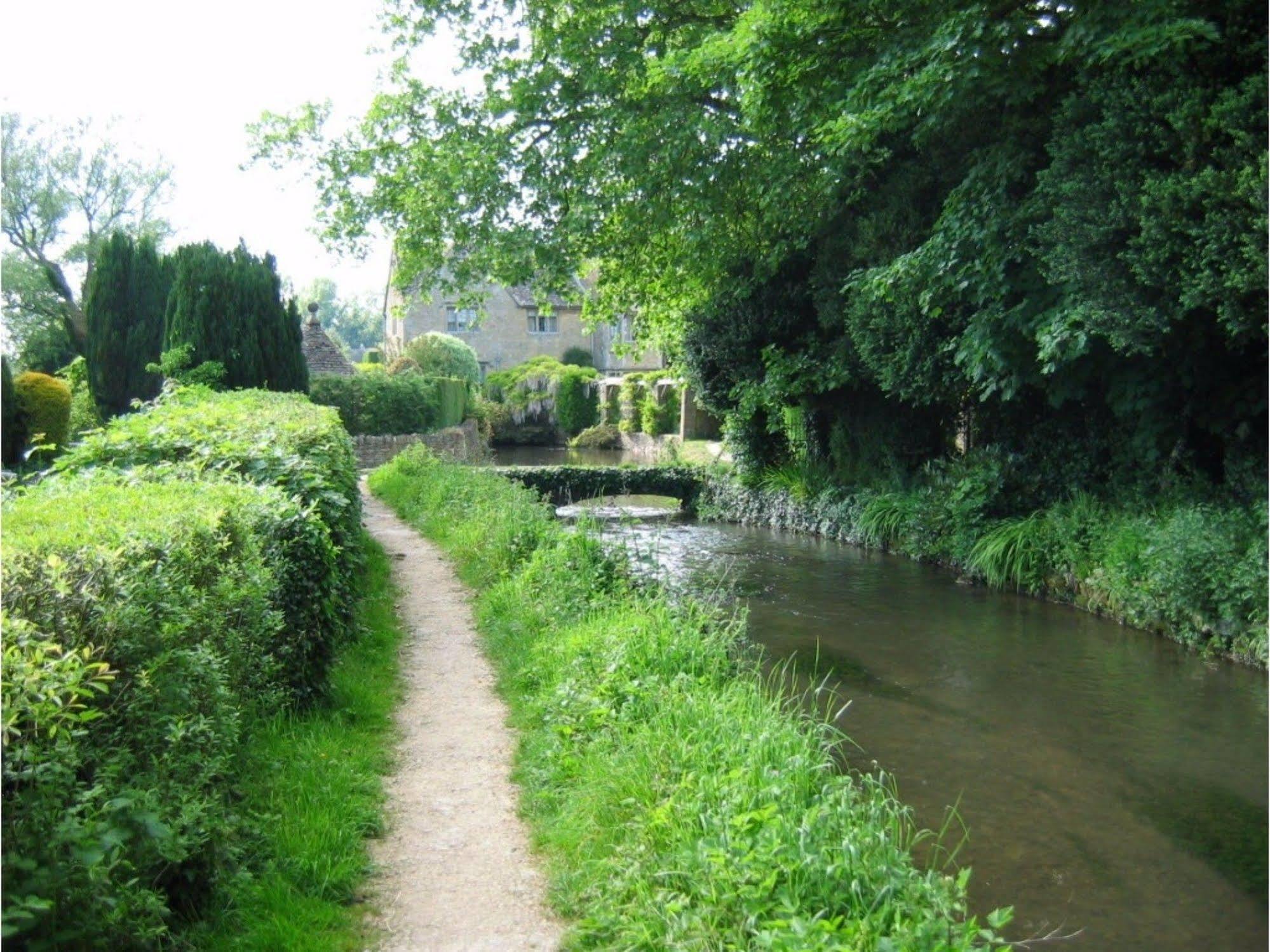 The Mousetrap Inn Bourton-on-the-Water Exterior photo